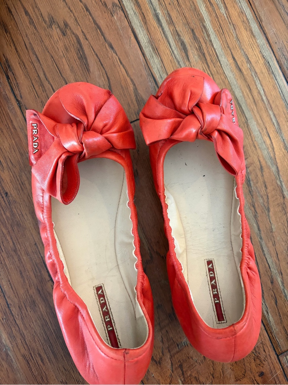 Prada Coral-Red Leather Bow Ballet Flats - Picture 2 of 4